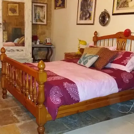 Concetta Host House *